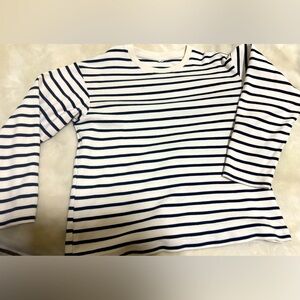 Uniqlo Boys/Girls Long sleeve shirt